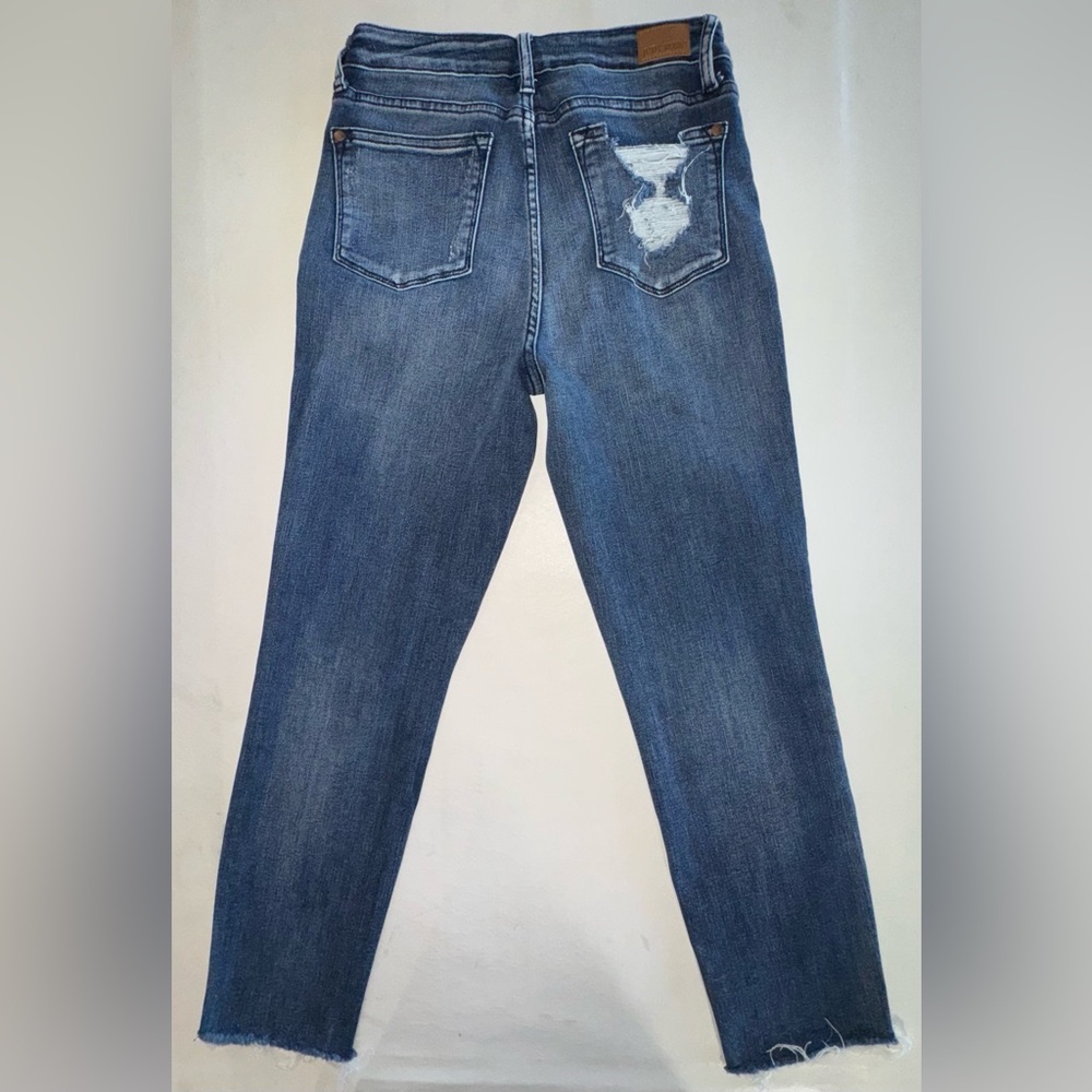 JUDY BLUE High Rise Relaxed Fit Ankle Raw Hem Distressed Crop JB88191 (3/26) - Picture 4 of 17